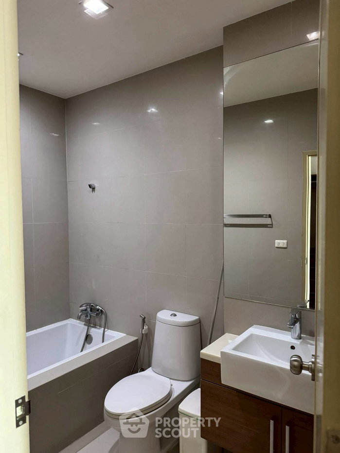 รูป คอนโด 1-ห้องนอน ที่ โนเบิล รีวิล เอกมัย ใกล้ BTS เอกมัย (ID 3015941) - รูปที่ 8/10