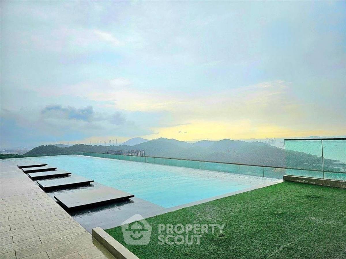 picture 2-BR Condo at Knightsbridge The Ocean Sriracha in Surasak (ID 2605433) - 12/16