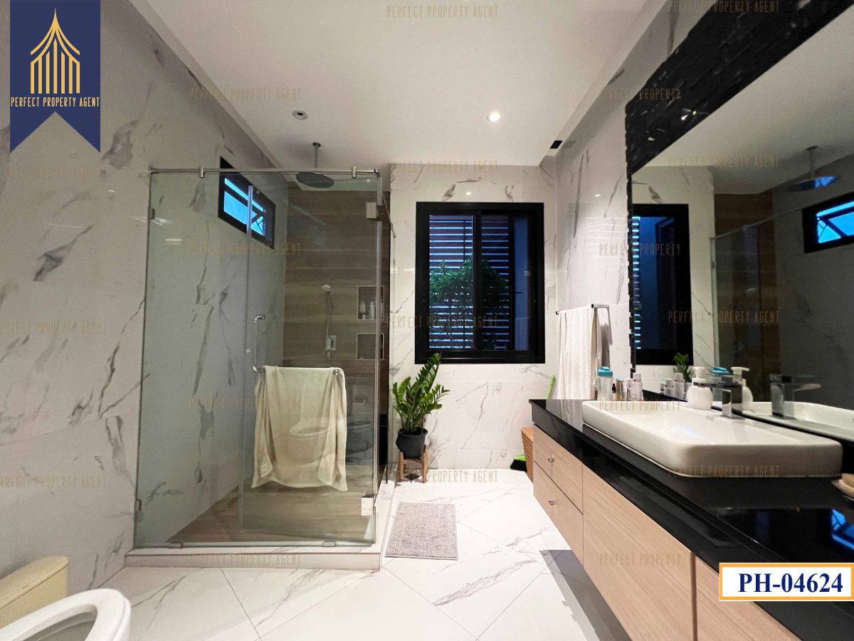 รูป ขายบ้าน 2 หลัง บนเนื้อที่ 200 วา พัฒนาการ 58 ศรีนครินทร์ สระว่ายน้ำ Fully furnished - รูปที่ 36/60