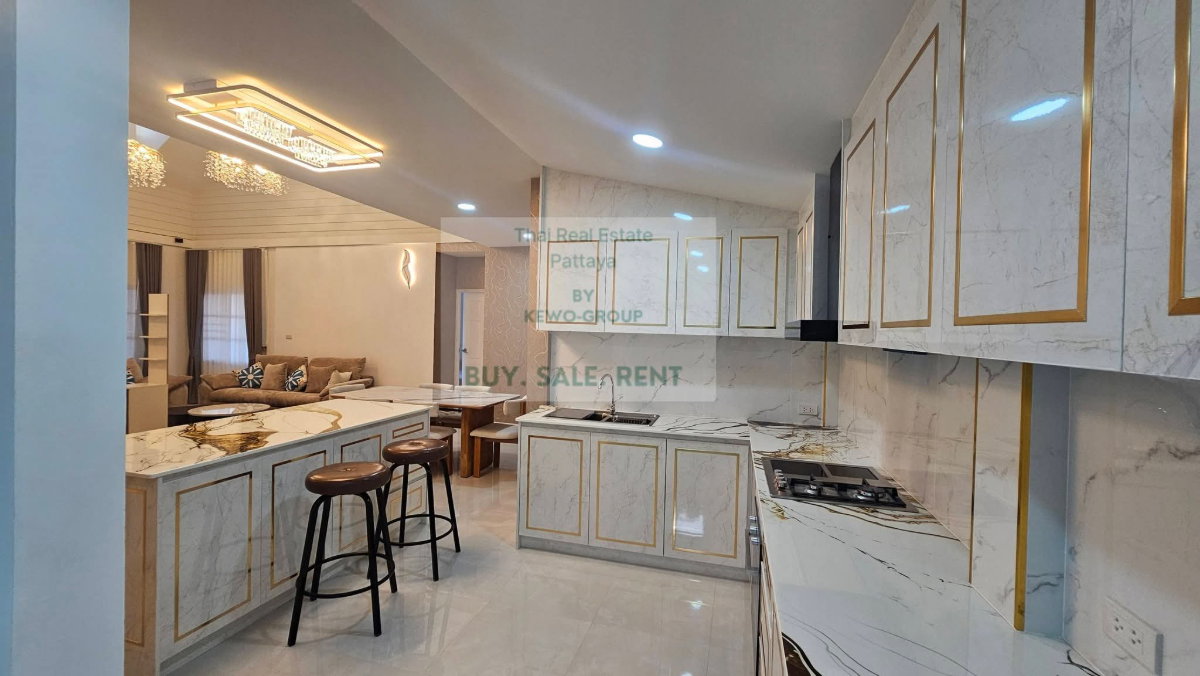 picture 3 Bed 4 Bath detached house with Private pool - 17/23