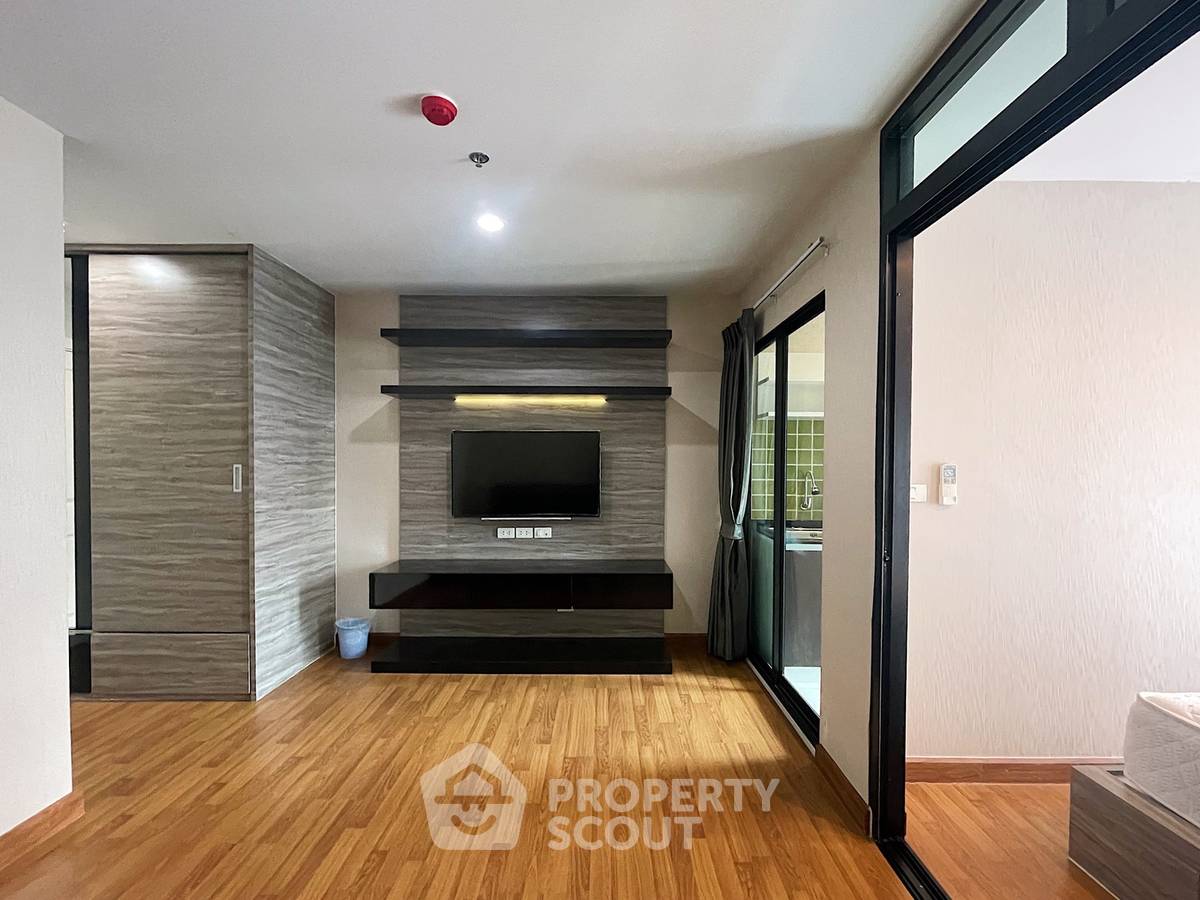 รูป คอนโด 1 ห้องนอน ขาย Regent Home 18 แจ้งวัฒนะ-หลักสี่ ชั้น 11 ขนาด 30 ตร.ม. (ID 3012304) - รูปที่ 1/10