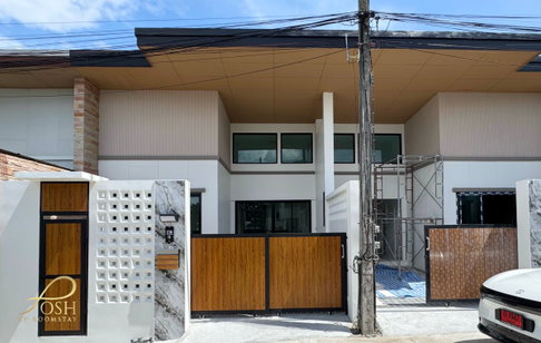 Nautica Villa (Bypass) Newly Renovated Modern Villa with Double Volume Living, just 250 m from IKEA. Ideal for both comfortable living and investment.