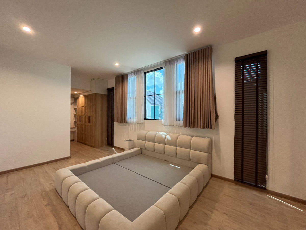 รูป 🏡 Sivarom Park Wongwaen – Pracha Uthit 76 | บ้านเดี่ยว 4 ห้องนอน พื้นที่ 235 ตร.ม. เพียง 35,000 บาท/เดือน! ✨ - รูปที่ 26/28