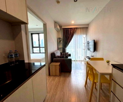Condos for rent : For Rent Condo NOBLE REVOLVE RATCHADA Building 1, Floor 15,1 bed room, Room size 26 sqm