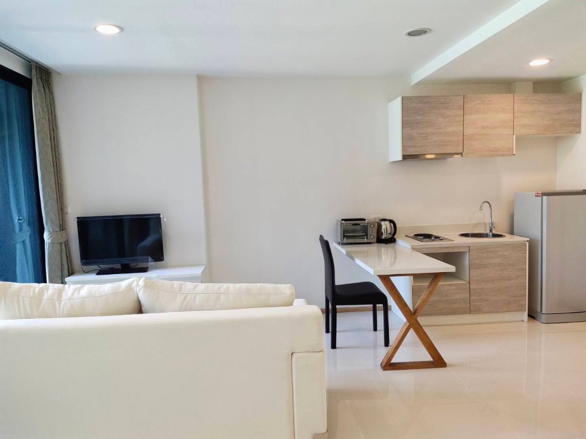 picture Newly Luxury Room For Rent     Acqua Condominium       (Jomtien Beach) - 2/6