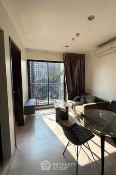 2-BR Condo at Rhythm Asoke near MRT Phra Ram 9 (ID 2781774)