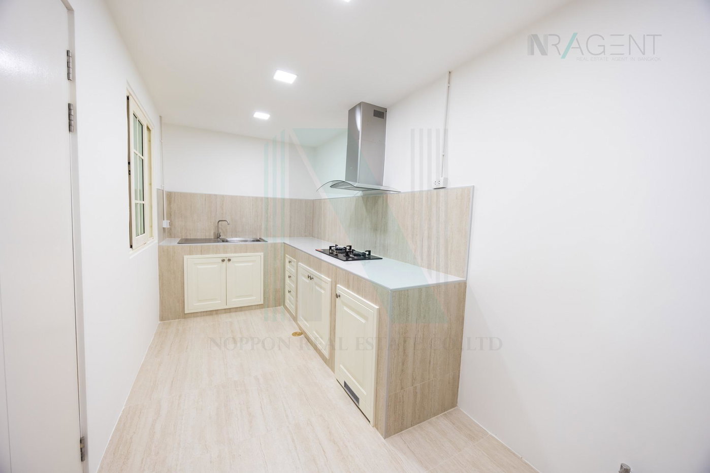 รูป 📌 ขายทาวน์เฮาส์ โครงการ โกลเด้น ทาวน์ บางนา-สวนหลวง 2 ชั้น 3 ห้องนอน 2 ห้องน้ำ - รูปที่ 5/8