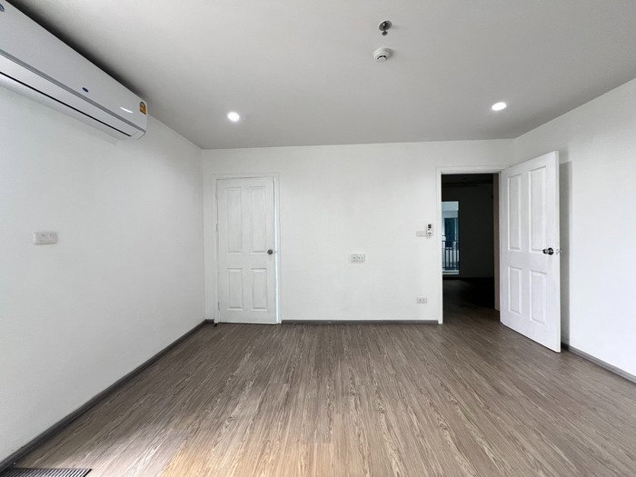 รูป 💥💥ขายถูก!! คอนโด Regent Home 28 บางซ่อน 2Bed2Bath 56 ตรม.ชั้น 28 คึก A ใกล้ MRT บางซ่อน💥💥 สนใจแอดไลน์ ID LINE: @atfirm📲 - รูปที่ 4/23
