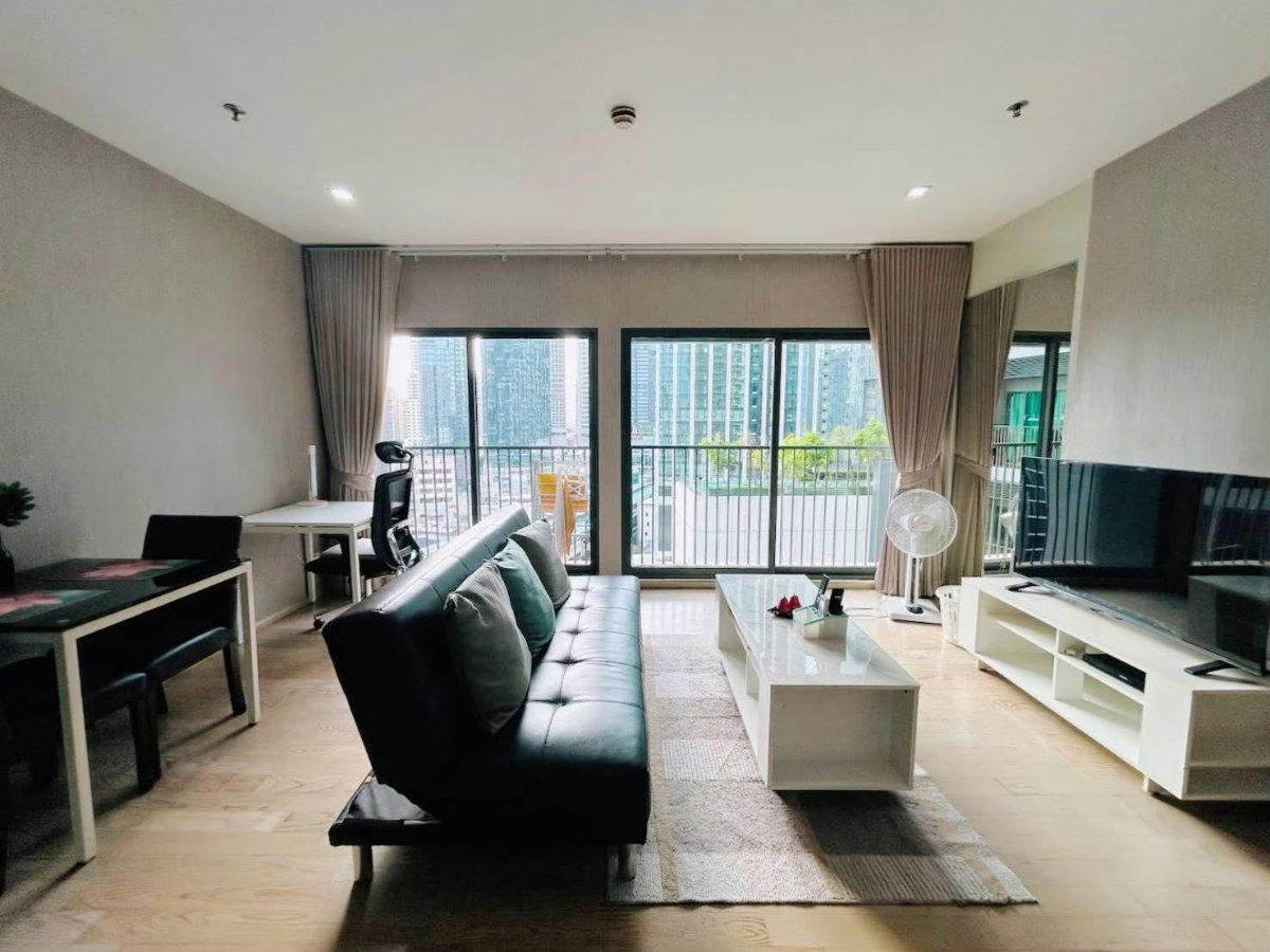 รูป *AP141* ✨Noble Remix สุขุมวิท 36  Rare Unit! ห้องใหญ่ 53 ตร.ม. ติด BTS ทองหล่อ มี Skywalk เชื่อมถึงคอนโด | 32,000 บาท/เดือน - รูปที่ 1/10