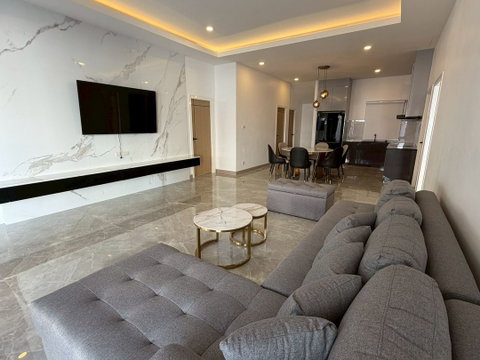 4 Bed Pool villa -15 min walk to Jomtien Beach