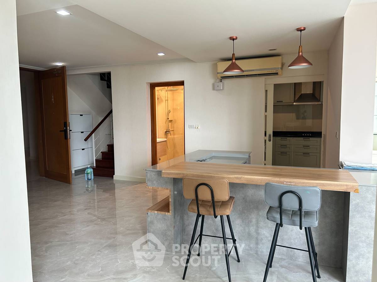 รูป คอนโด 2-ห้องนอน ที่ ดิ เอ็มโพริโอ เพลส ใกล้ BTS พร้อมพงษ์ (ID 2455279) - รูปที่ 2/16