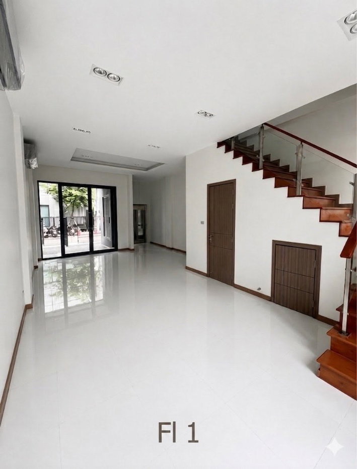 picture For rent: Luxurious 4-story Home Office with private glass elevator (HO6903)  - 3/12