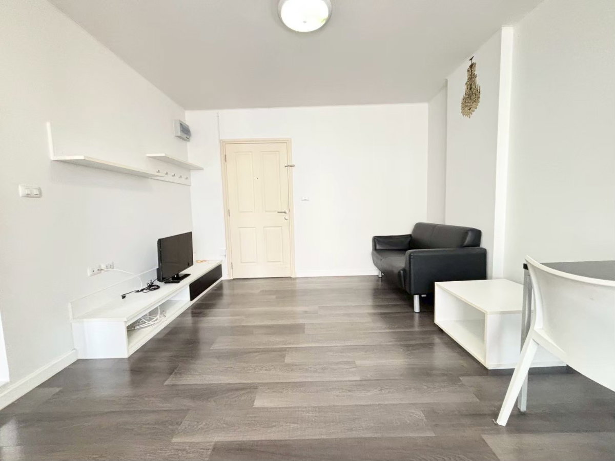 picture D Condo Campus Resort Phase 1, available rooms are ready todayðĨ - 8/15
