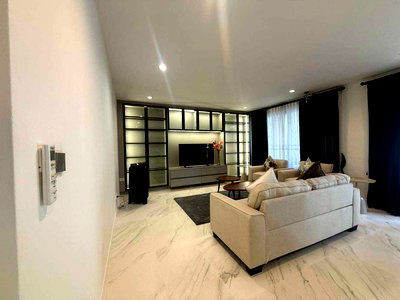เช่าบ้านเดี่ยว สถาบันดนตรีกัลยาณิวัฒนา : LTHC15778 – Luxury Pool Villa for Rent Phra Khanong | Private Pool & Large Garden | 300,000 THB | บ้านเดี่ยวหรูพร้อมสระว่ายน้ำส่วนตัวให้เช่า พระโขนง สวนขนาดใหญ่ พื้นที่กว้างขวาง