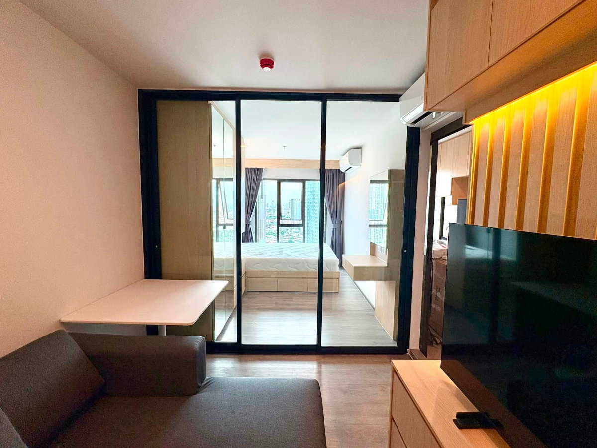 รูป 🚆🏢 ให้เช่า Regent Home Wutthakat คอนโดใหม่ ห้องสวย Built-in ทั้งห้อง ใกล้ BTS วุฒากาศ เพียง 180 เมตร พร้อมอยู่ 🏢🚆 - รูปที่ 11/24