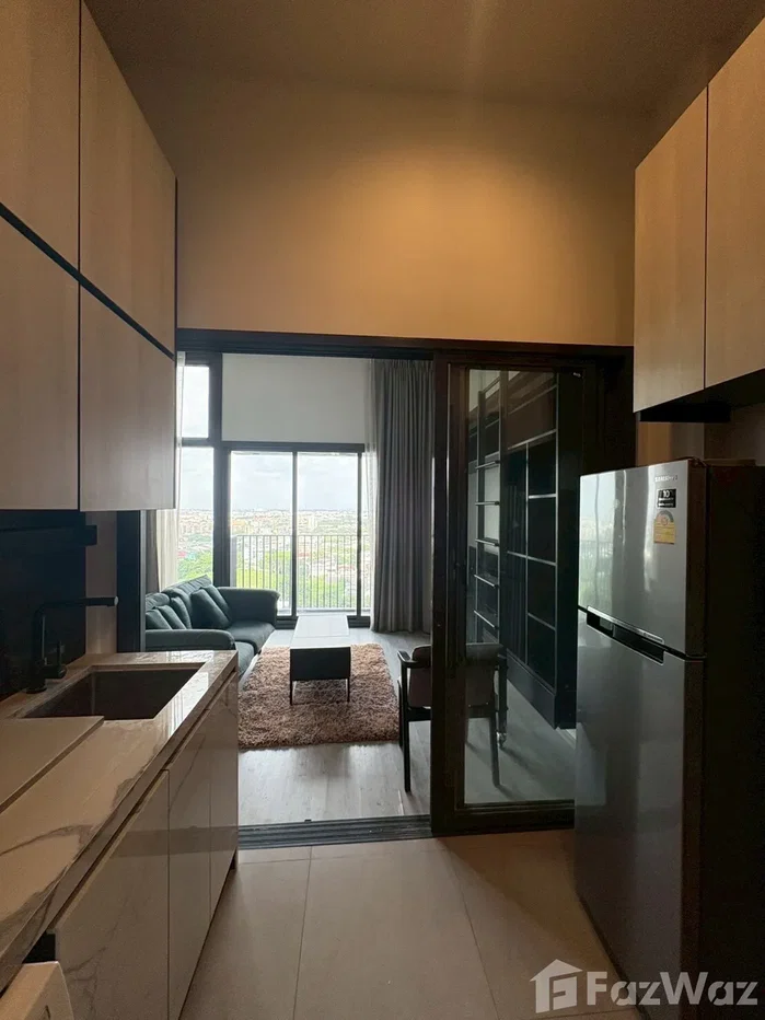 picture The line 101 5792087 - 17/22