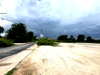 ที่ดิน ที่ว่าการอำเภอบ้านบึง : ขาย ที่ดิน ME406 หนองหงษ์ พานทอง ชลบุรี . 2 ไร่ 82.6 ตรว ทำเลดี ใกล้อมตะ ชลบุรี เพียง 9 Km เหมาะโกดัง บ้านจัดสรร หรือซื้อเก็บเก็งกำไร