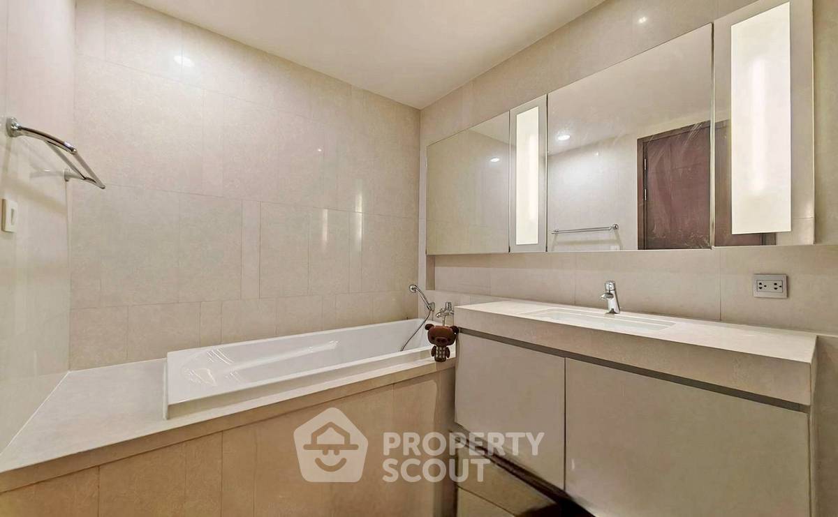 picture 2-BR Condo at Quattro By Sansiri near BTS Thong Lor (ID 3018621) - 10/11