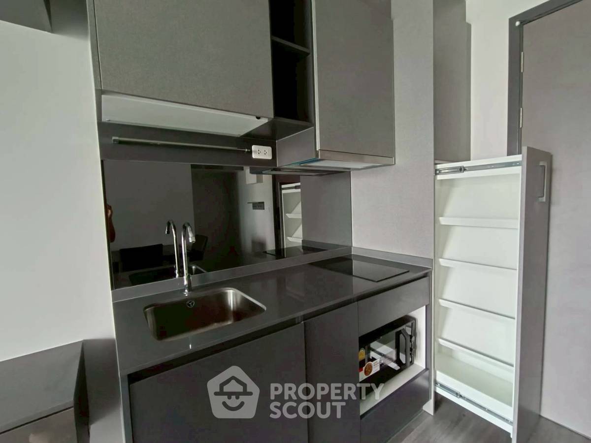 รูป คอนโด 1-ห้องนอน ที่ ไอดีโอ จุฬา - สามย่าน ใกล้ MRT สามย่าน (ID 3018996) - รูปที่ 12/16