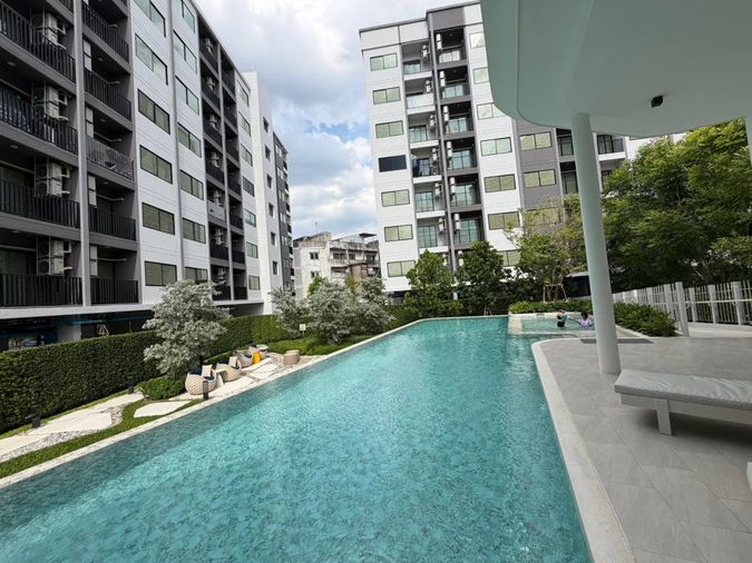 1-bed condo for rent, 26 sqm, Chewathai Hallmark Ekkamai - Raminthra