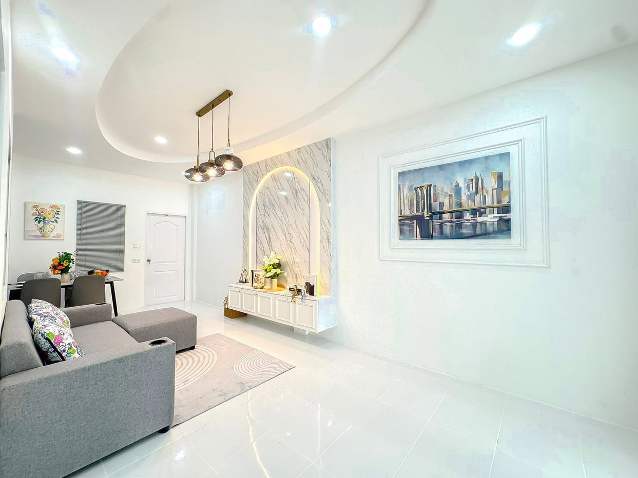 รูป Townhouse for Sale Nong Prue East Pattaya 2Bedroom - รูปที่ 2/13