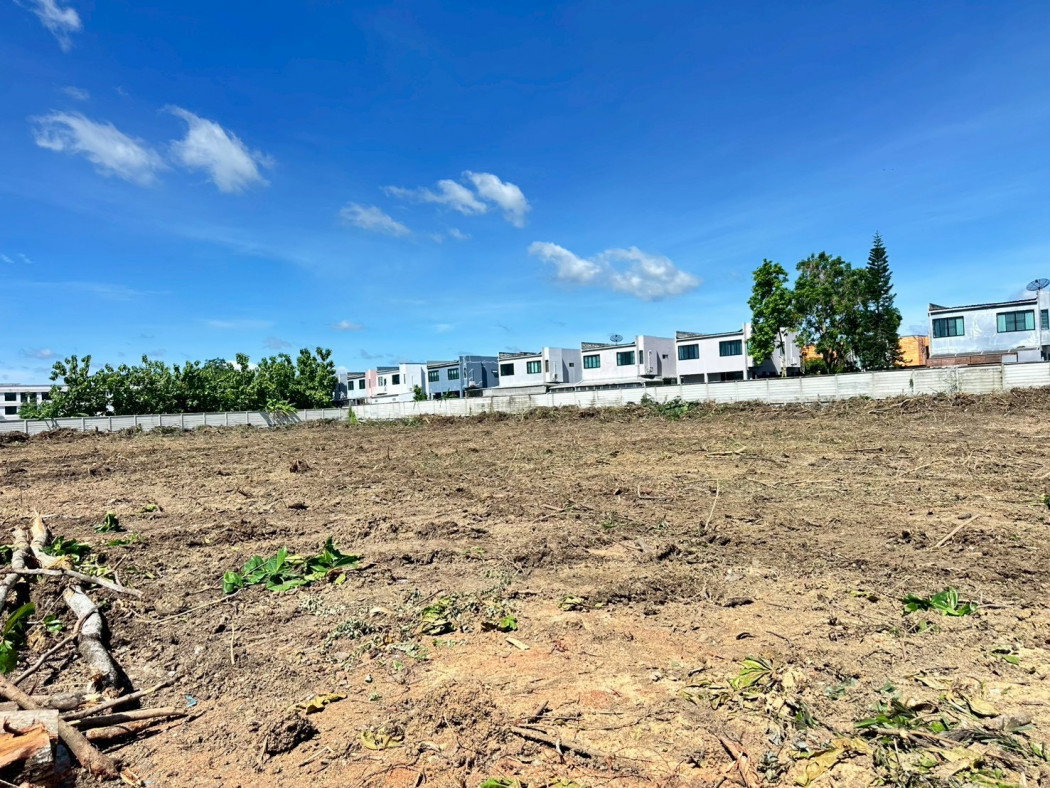 picture Land for sale, 4 rai, zoned red, Khlong Mai Subdistrict, Sam Phran District, Nakhon Pathom Province. - 4/8