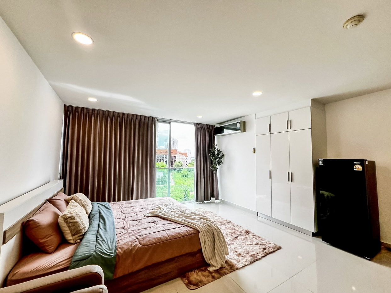 รูป Club Royal Condominium Studio Condo for Sale Wongamat - รูปที่ 3/10