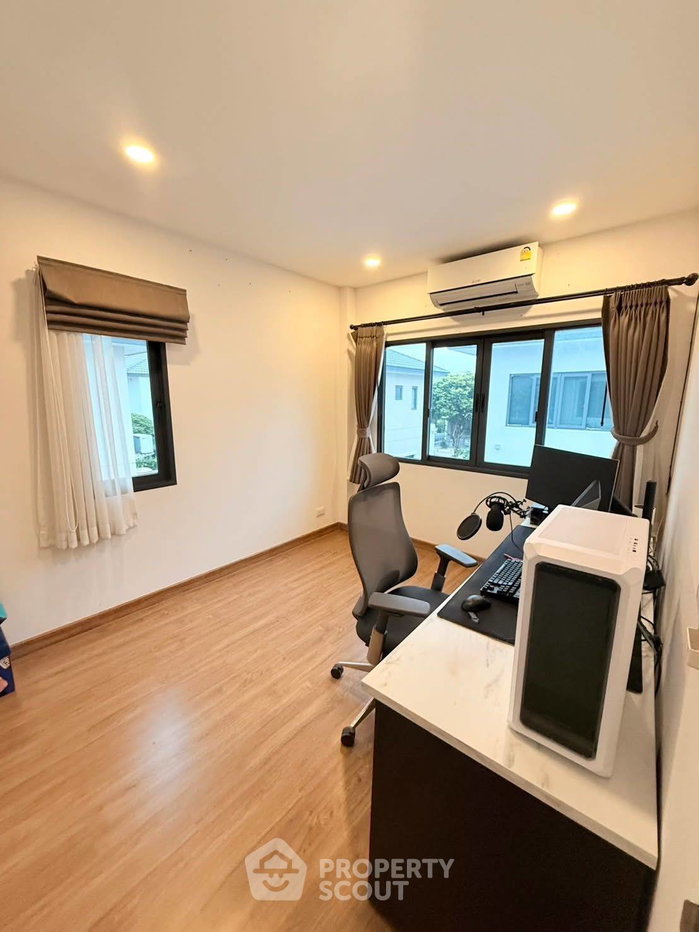 รูป บ้าน 3-ห้องนอน ที่ เซนโทร วงแหวน-จตุโชติ ใน สามวาตะวันตก (ID 2480200) - รูปที่ 5/7
