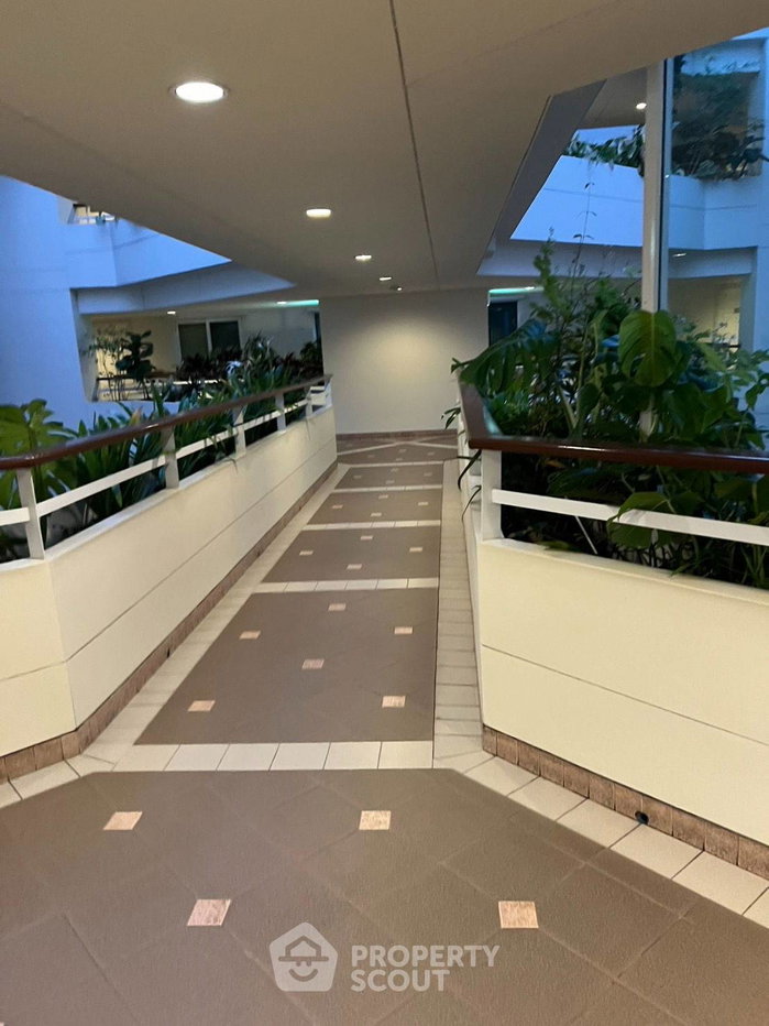 รูป คอนโด 3-ห้องนอน ที่ บ้าน สิริ เย็นอากาศ คอนโดมิเนียม ใกล้ MRT คลองเตย (ID 2591116) - รูปที่ 13/14