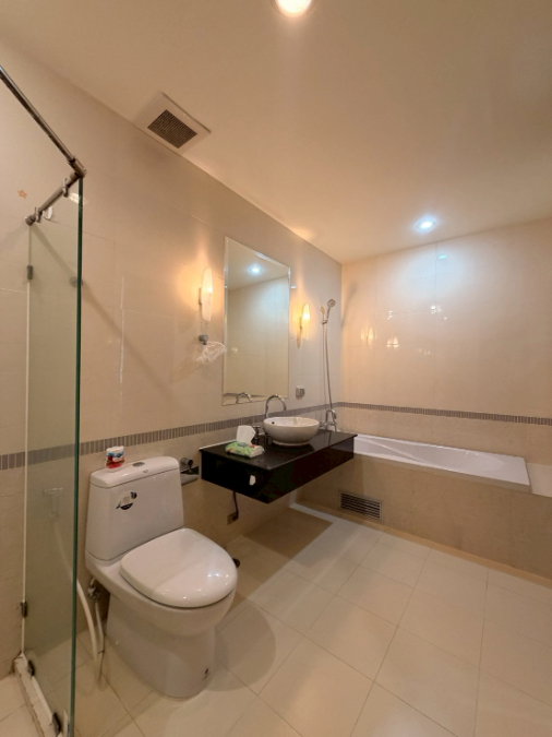 รูป 🏙️ Baan Klang Krung Siam-Pathumwan ห้องใหญ่ 60 ตร.ม. วิวโล่ง 🛁 มีอ่างอาบน้ำ ใกล้ BTS ราชเทวี เพียง 20K/เดือน ✨ - รูปที่ 10/12