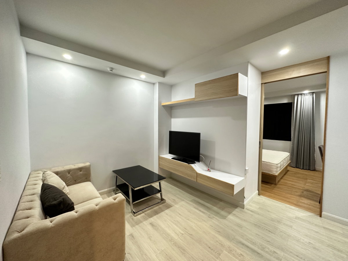 รูป 🌿✨ V Condo Salaya 🏡 ห้องริม ชั้น 8 (ชั้นสูงสุด) ☀️ โปร่ง โล่ง เป็นส่วนตัว 🌃 วิวดี 🪴🧺 เจ้าของห้องดูแลเองค่ะ 📸 IG: @Vcondorental - รูปที่ 1/11