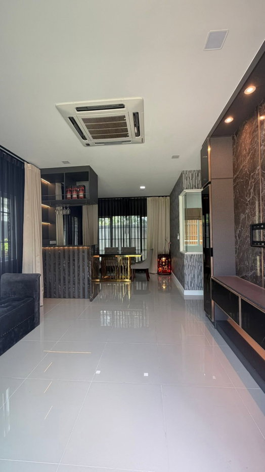 รูป ขายบ้าน 4 ห้องนอน สวยพร้อมอยู่ Golden Neo 2 Bangkae โกลเด้น นีโอ 2 บางแค ใกล้ เดอะมอลล์ บางแค - รูปที่ 2/21