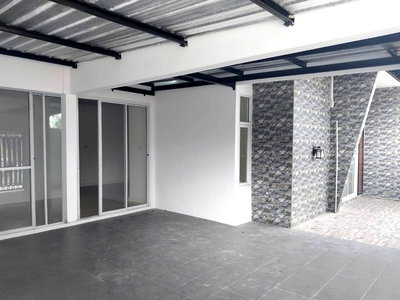 Houses for sale Muang Phuket Phuket : FOR SALE  HOUSE PROPERTY  3870000 BAHT.