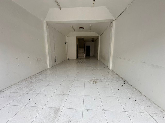 picture FOR SALE  COMMERCIAL BUILDING PROPERTY  4125000 BAHT. - 3/8
