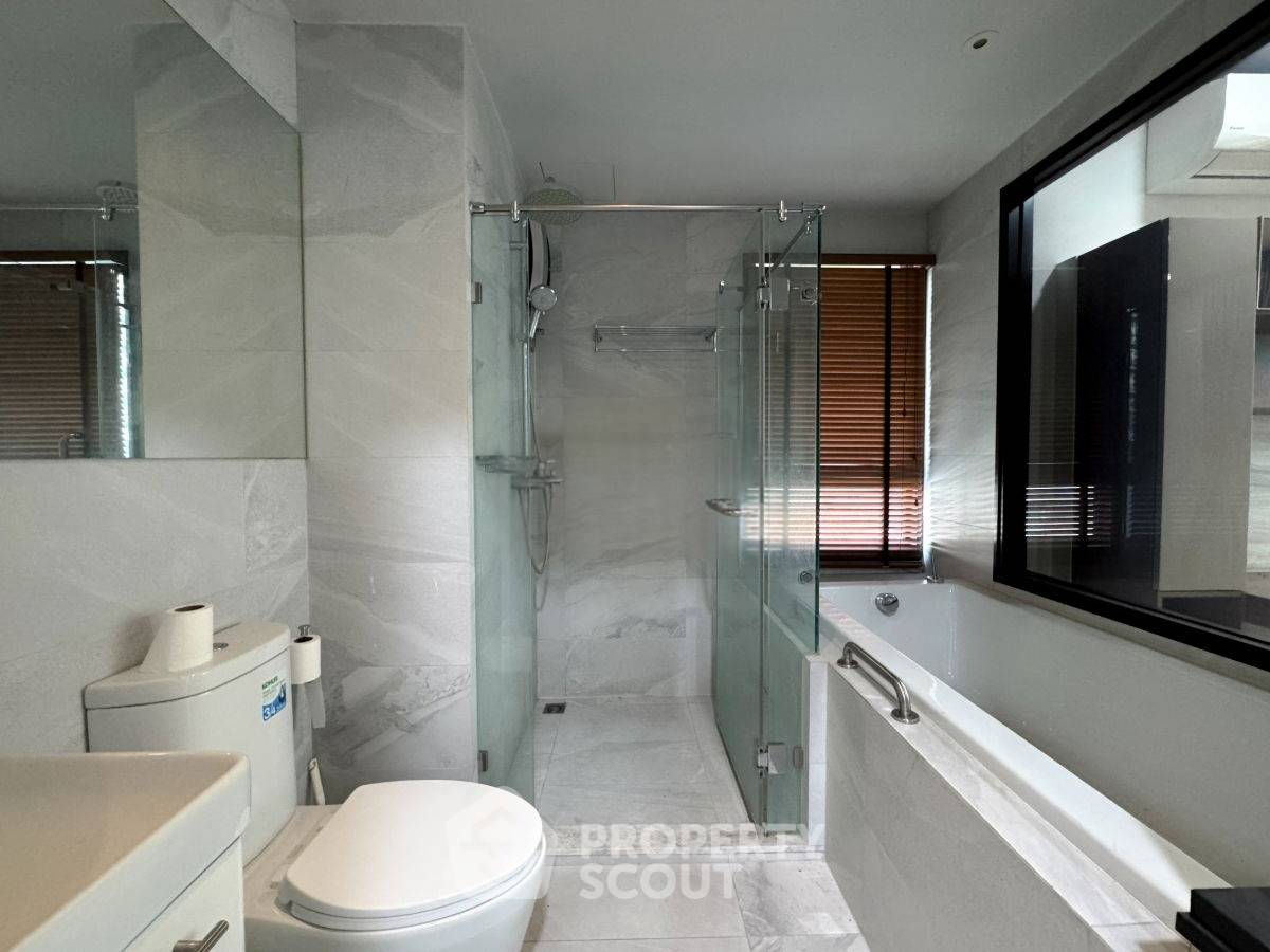 picture 2-BR Condo at Rhythm Ekkamai near BTS Ekkamai (ID 2594704) - 6/9