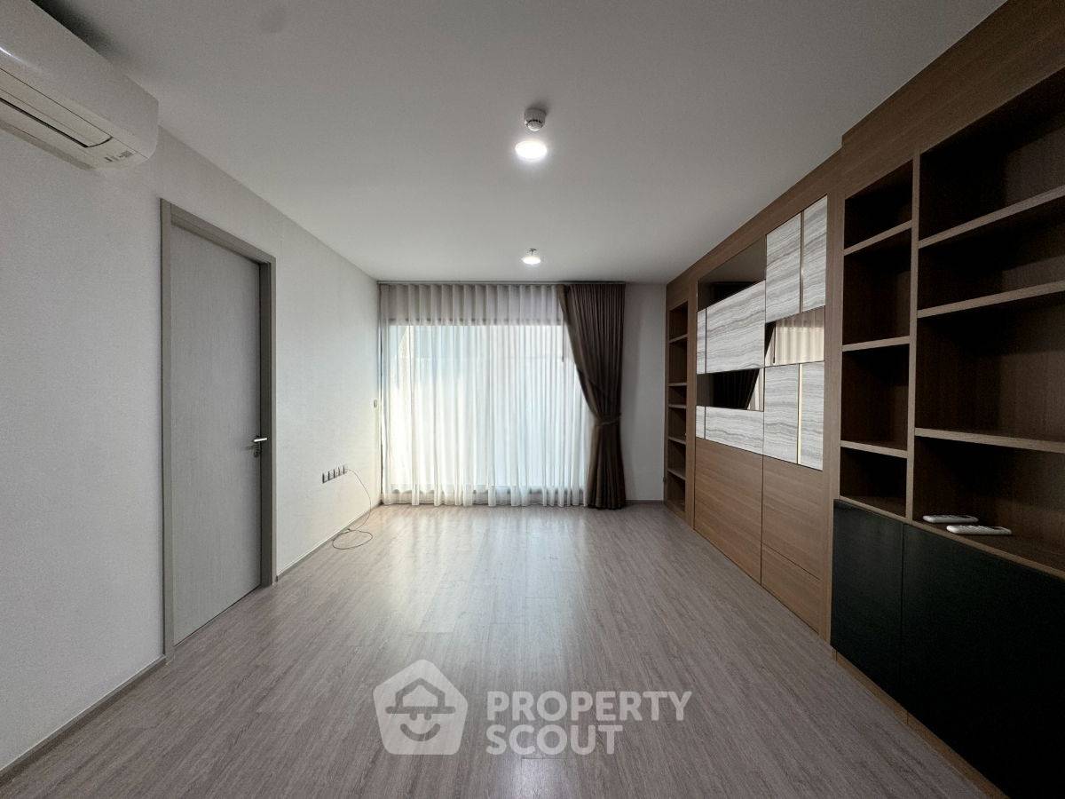 picture 2-BR Condo at Rhythm Ekkamai near BTS Ekkamai (ID 2594704) - 1/9