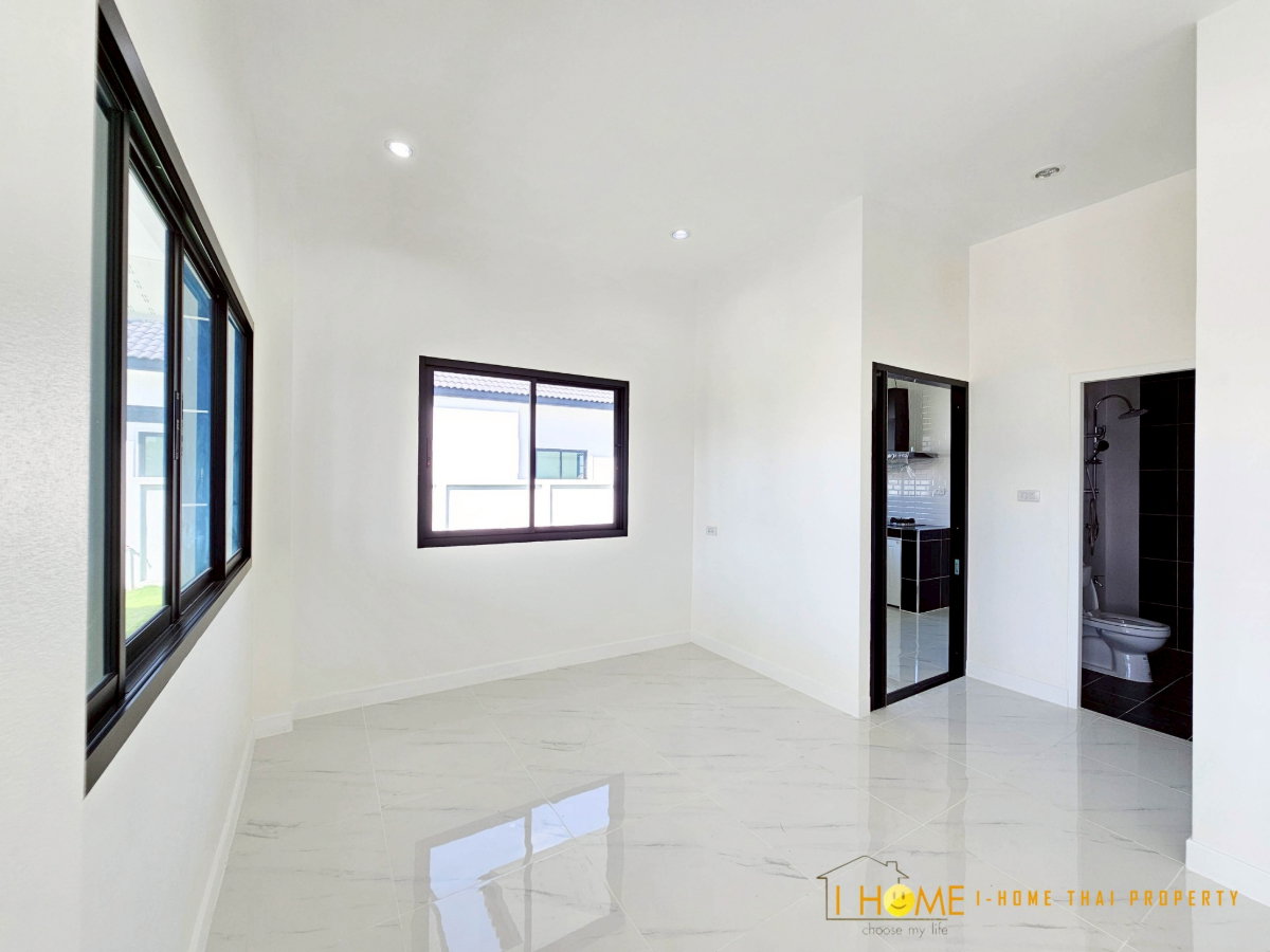picture Single-Storey Detached House for Sale - 7/23