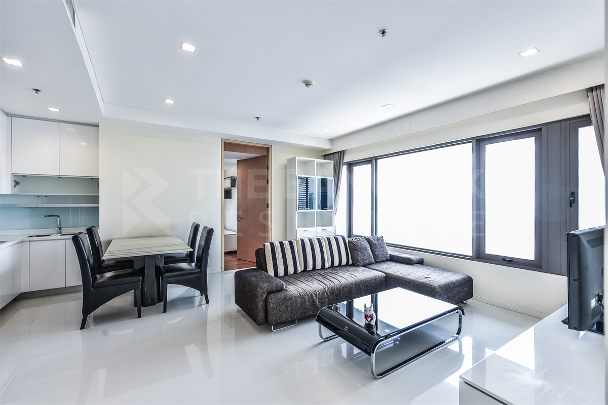 picture Amanta Lumpini near MRT Khlong Toei Station Comfortable and Ready to Move-in - 3/10