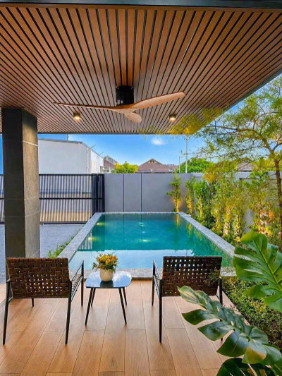 รูป Pool Villa สุดหรูพร้อมสระว่ายน้ำส่วนตัว บ้านใหม่มือหนึ่ง #สันผักหวาน #หางดง ราคาเพียง 8.99 ล้านบาท #CHD101827 - รูปที่ 2/18