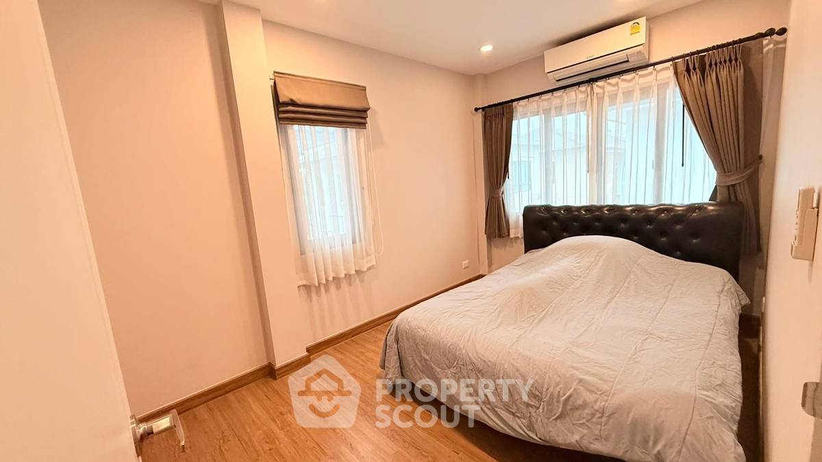 รูป บ้าน 3-ห้องนอน ที่ เซนโทร วงแหวน-จตุโชติ ใน สามวาตะวันตก (ID 2480200) - รูปที่ 6/7