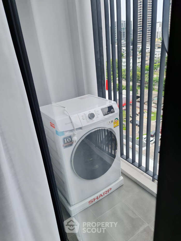 picture Well-Priced 1-BR 30 Sqm At XT Ekkamai, Near BTS Thong Lor (ID 996662) - 5/7