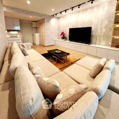 Condos for rent : 3-BR Condo At Baan Sathorn Chaopraya, 7th Floor Near BTS Krung Thon Buri (ID 3020815)