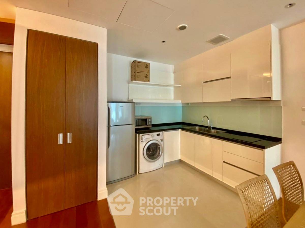 picture 1-BR Condo at Bright Sukhumvit 24 Condominium near BTS Phrom Phong (ID 2585408) - 10/13