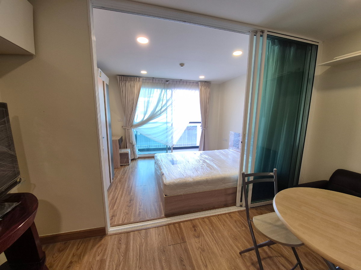 picture 9,500 baht/month 1/1 bed Lecrique sukhumvit64/2 BTS Punnawiti - 8/11