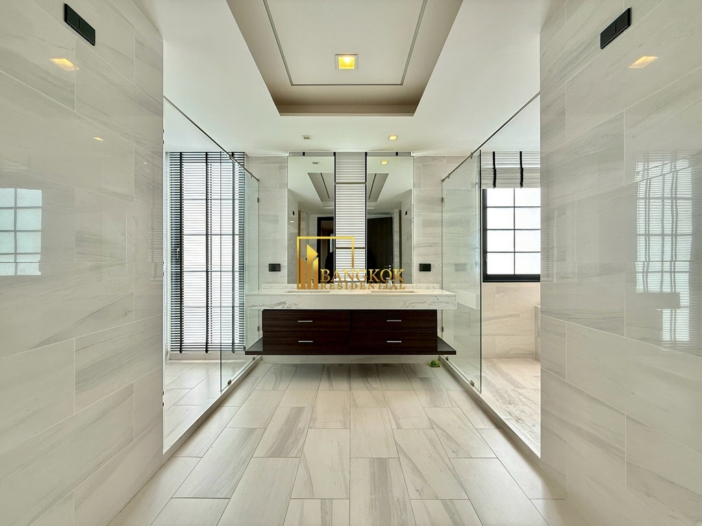 รูป Quarter 31 | Gorgeous 4 Bedoom Luxury House in Phrom Phong - BR28219SH - รูปที่ 46/63