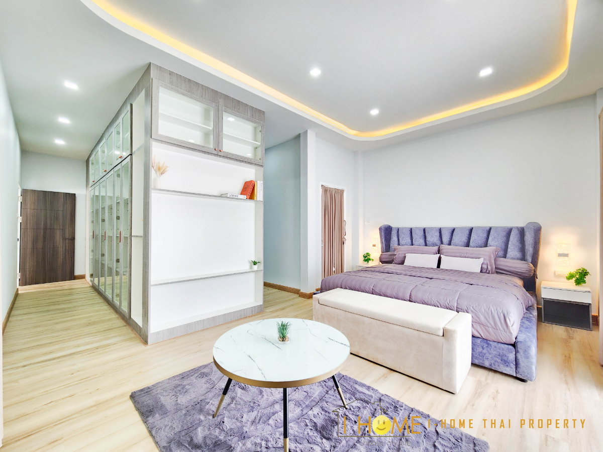 รูป  ให้เช่า Pool Villa 2 ชั้น พร้อมสระว่ายน้ำส่วนตัว ใกล้โรงเรียนนานาชาติ # ASP-V0046 - รูปที่ 42/54