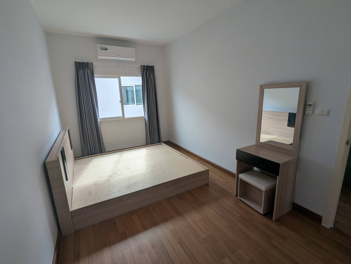 รูป ทาวน์โฮม 2 ชั้น หมู่บ้านแกรนด์วิลล์ ปทุมธานี-สายใน - รูปที่ 9/15