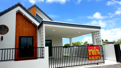 Houses for rent Ratchadaphisek Road : Single House for Rent Koh Kwang Chanthaburi