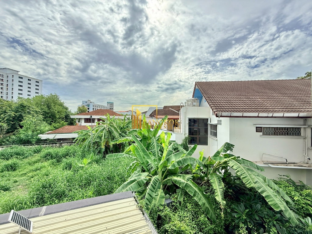 รูป Very Spacious 4 Bedroom Pool Villas Luxury House For Sale - BR28126SH - รูปที่ 20/62