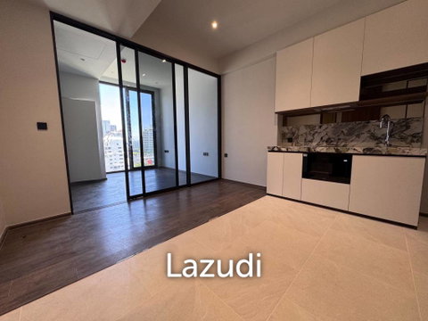 34.31 sqm 1 Bedroom Condo on 16th Floor at ROMM Convent Si Lom Bangkok